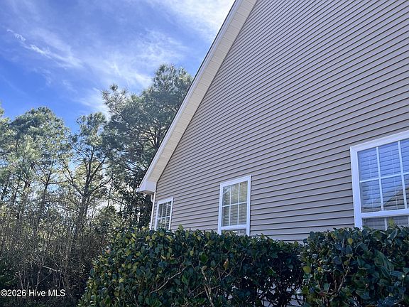4th image of 4068 Winds Ridge Drive