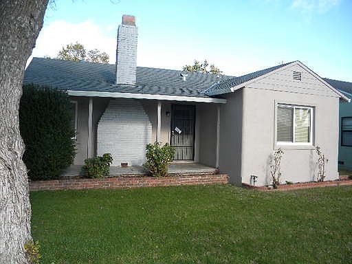 3rd image of 1461 Shirley Dr