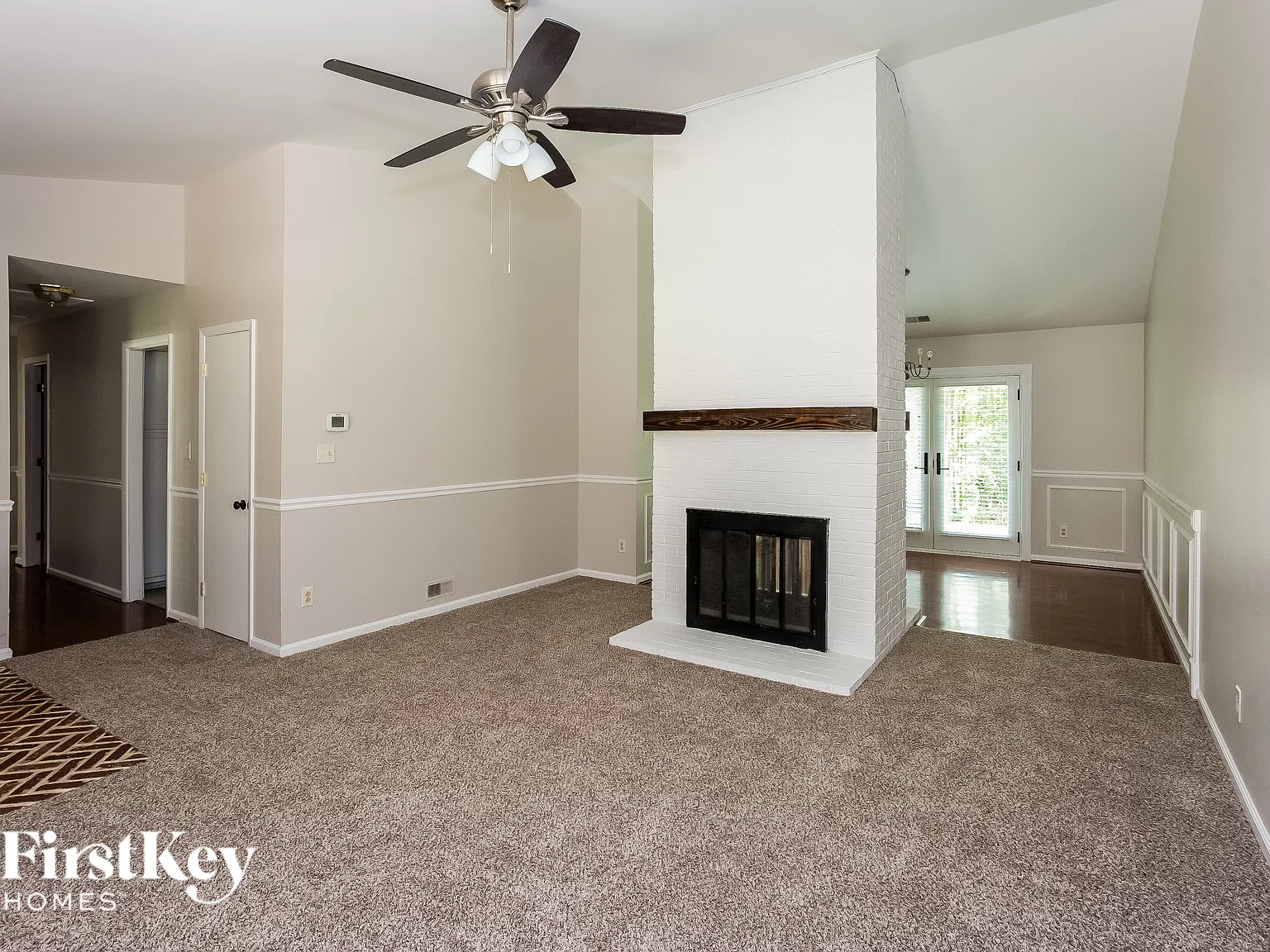 3 bed, 2.0 bath, 1547 sqft, $2,425 — Photo 4