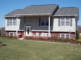48 Sunnyside Ridges Dr, Greeneville, TN 37743