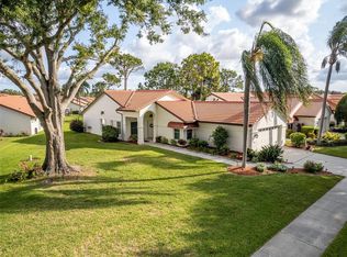 4909 Summertree Rd, Venice, FL 34293