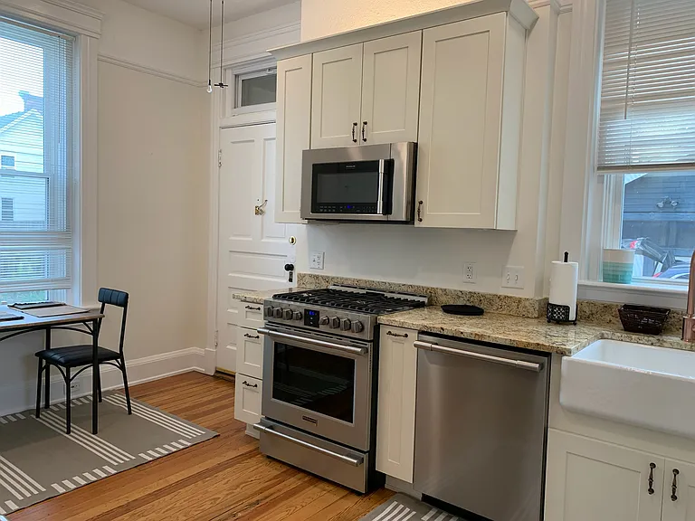 3835 Burwood Ave #1 — Photo 16
