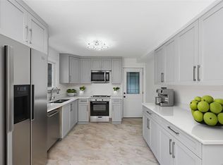 160 Cowichan Lake Rd, Lake Cowichan, BC V0R 2G0