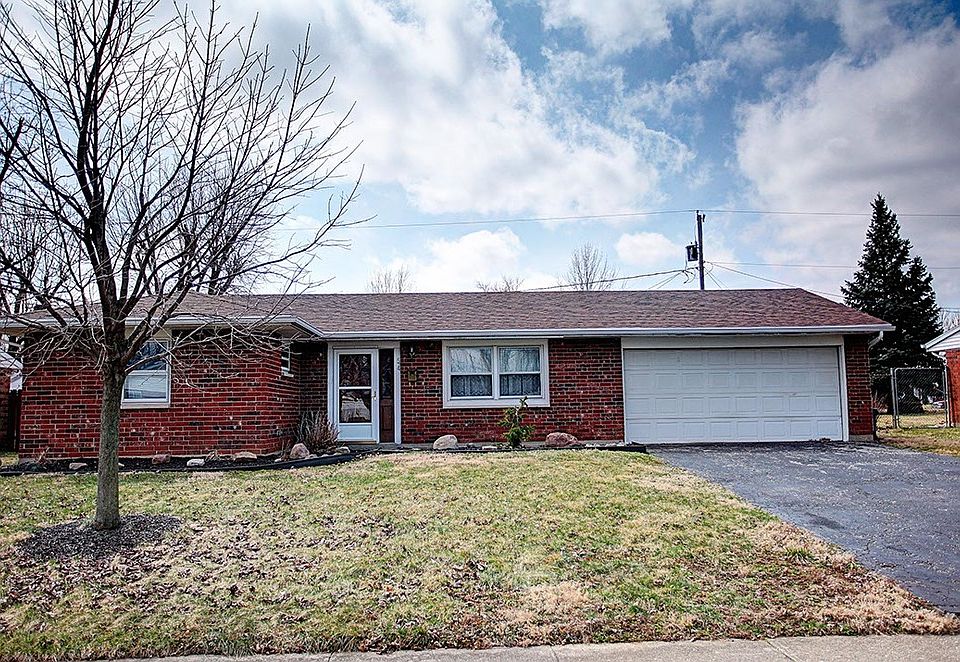 1st image of 574 Wisconsin Dr