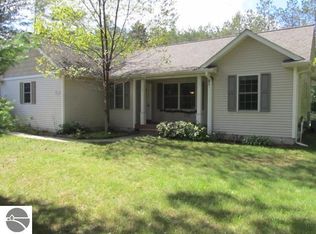 9132 Shorter Lake Rd, Traverse City, MI 49684