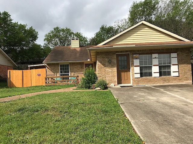 1st image of 4921 Wedgewood Dr