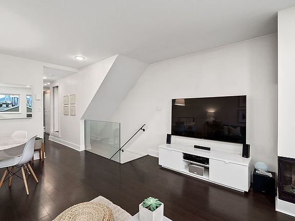 5th image of 795 W 8th Ave #12
