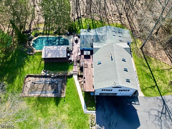 2nd image of 202 Millbrook Rd