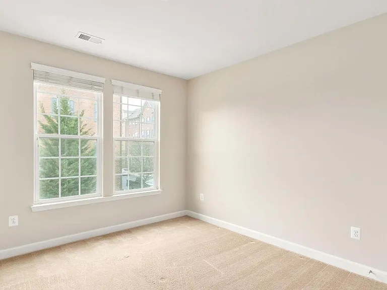3620 Holborn Pl — Photo 17