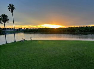 6363 99th Way N APT 12I, Seminole, FL 33708