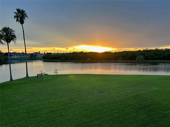 6363 99th Way N APT 12I, Seminole, FL 33708