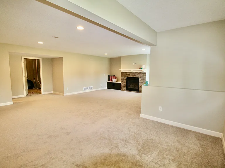 15672 Fairchild Way — Photo 32