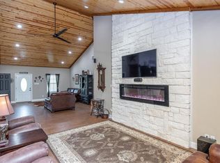 7536 County Road 308, Grandview, TX 76050
