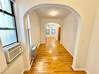 23 Barrow Street, #2A