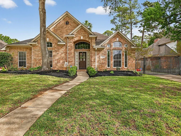 3614 Cedar Glen Ln — Photo 2