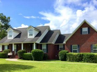 120 Columbus Cir, Brewton, AL 36426