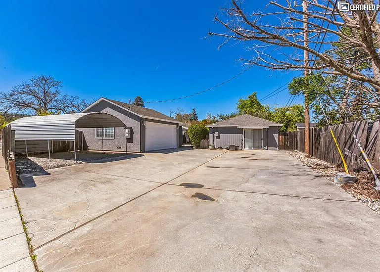 589 Lancaster Way #A — Photo 10