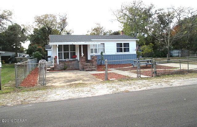 1st image of 902 May Ave