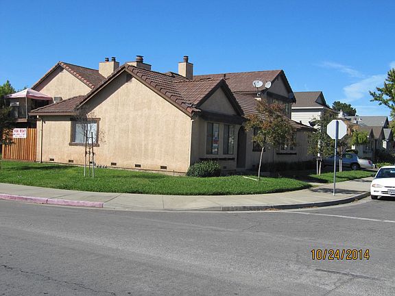 2nd image of 4995 Edgar Ct APT 2