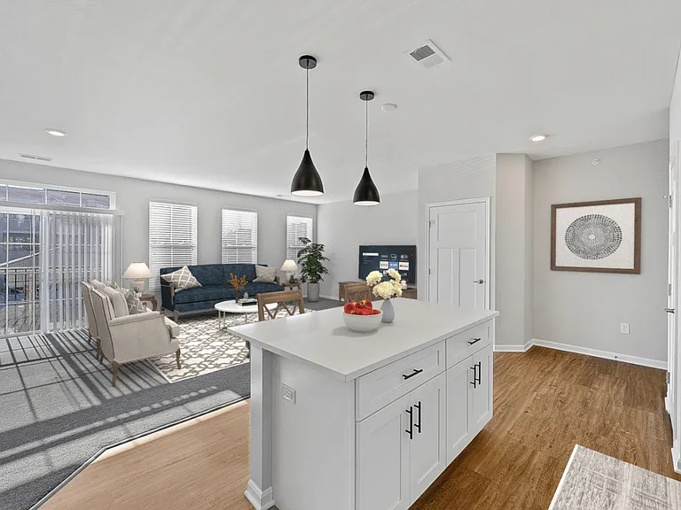 Monmouth Row Apartments — Photo 49