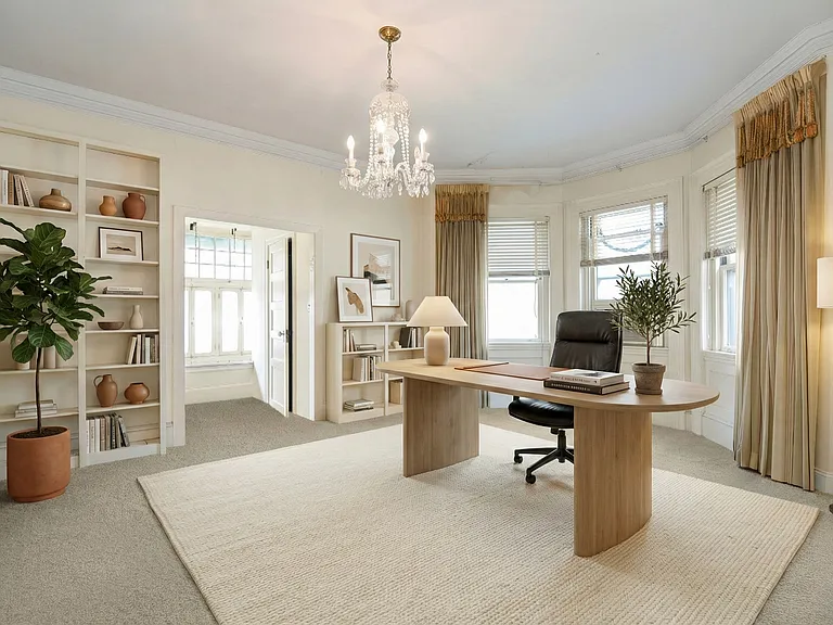 923 Beacon St #4 — Photo 9