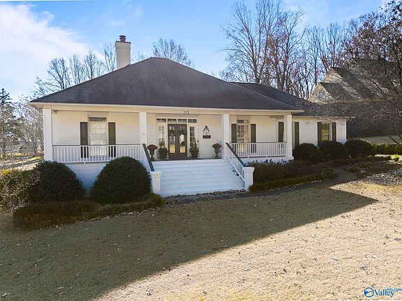 2nd image of 212 Kelsey Lynn Ln