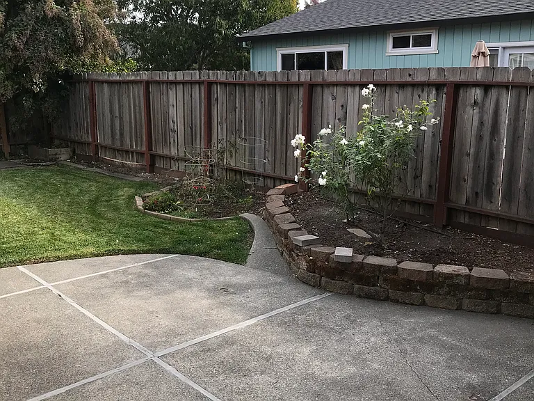 723 Joseph Ct — Photo 18