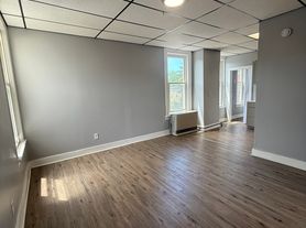 84 Vliet St, Cohoes, NY