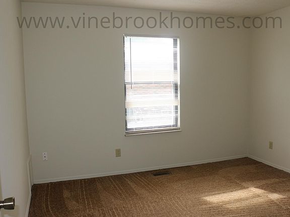 3rd image of 5980 Timbergate Trl