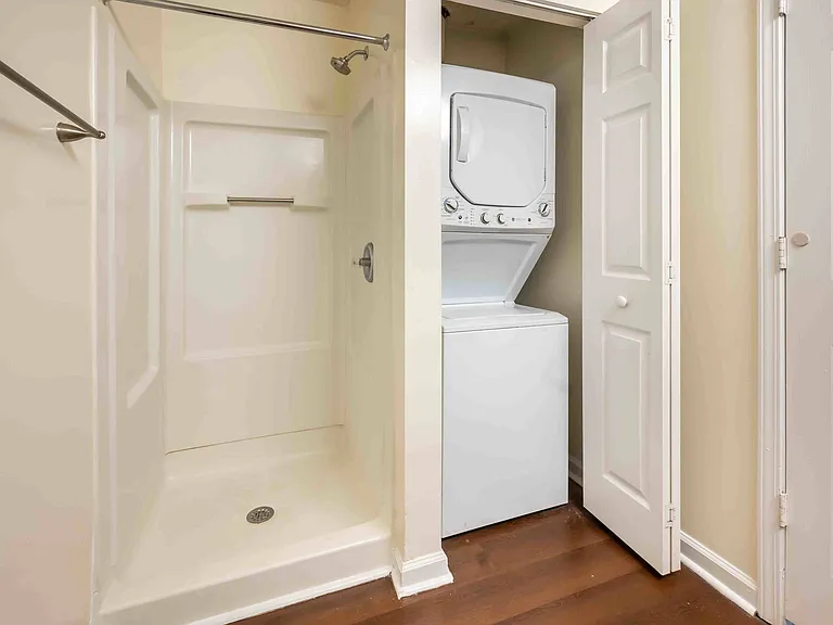 In-Unit Laundry