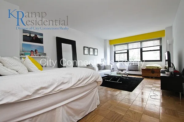 Rented by City Connections Realty | media 2