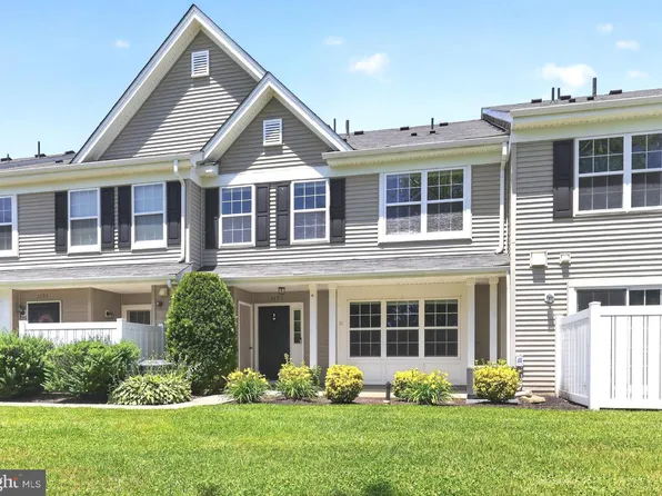 2103 Lexington Mews, Swedesboro, NJ 08085