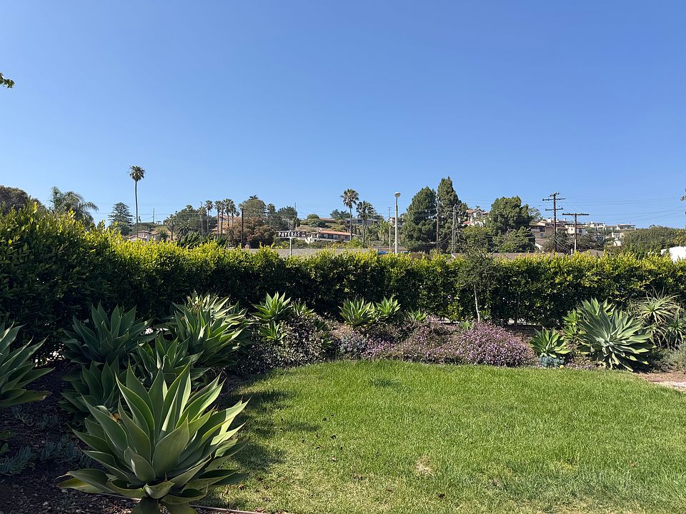 1st image of 324 El Monte Dr