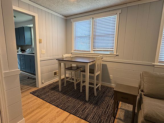 Dining nook