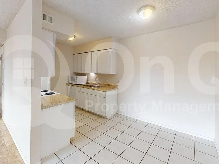 6341 N Barcelona Ct #809 — Photo 3