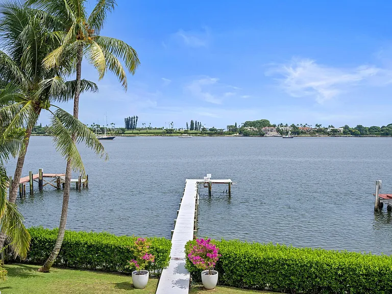 3240 N Flagler Dr — Photo 45