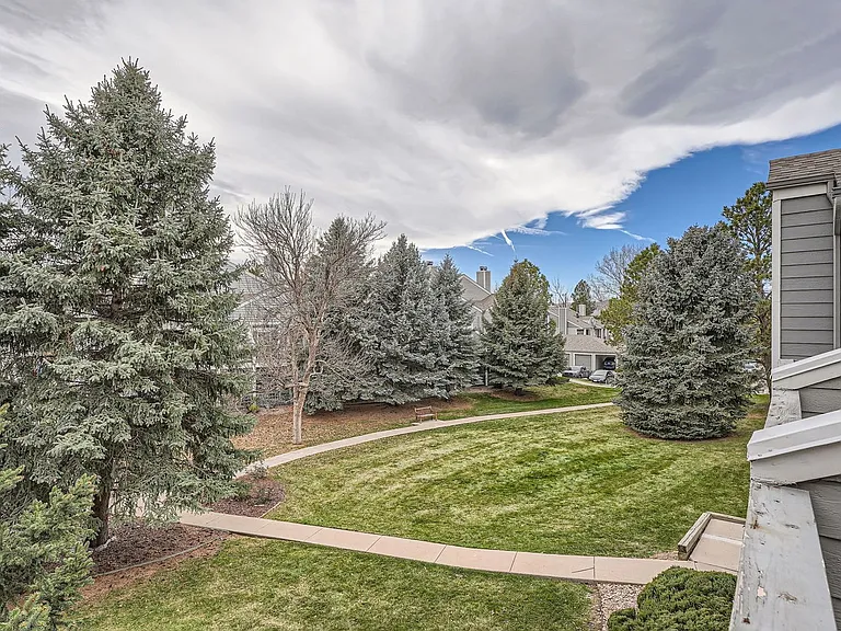 7430 Singing Hills Dr — Photo 26