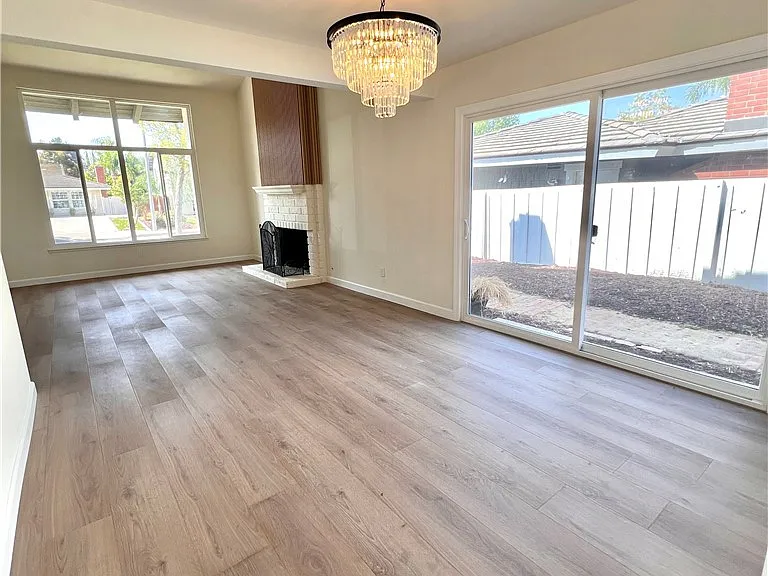 19841 Lombardy Ln — Photo 4