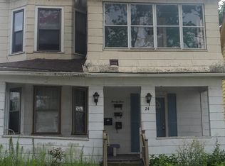 24 Walnut St, Chicopee, MA 01020