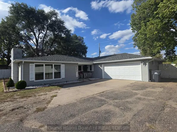 404 W Stolley Park Rd, Grand Island, NE 68801