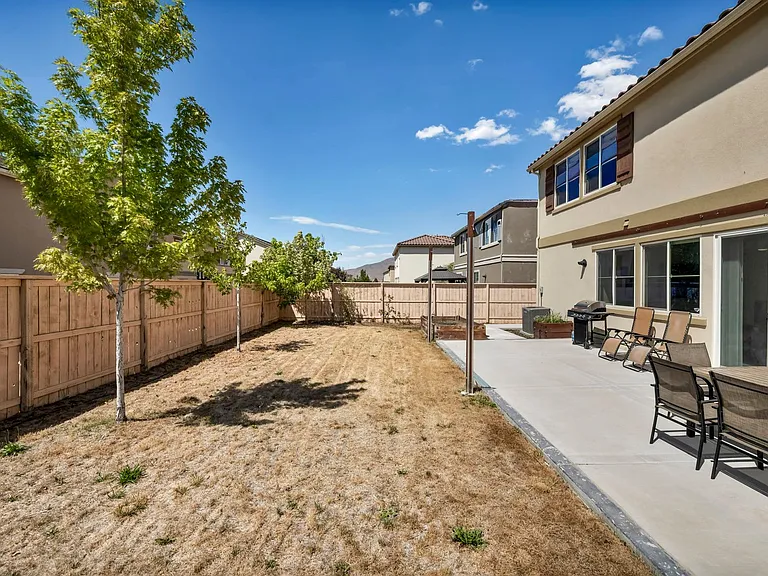10677 Foxberry Park Dr — Photo 67