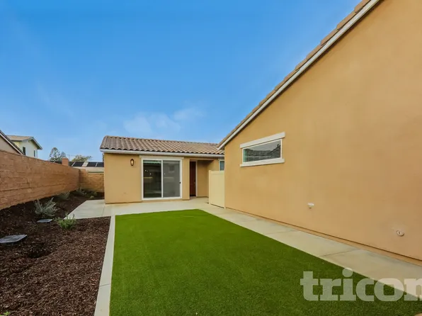 1704 Lorraine Ave Unit 2, Corona, CA 92882