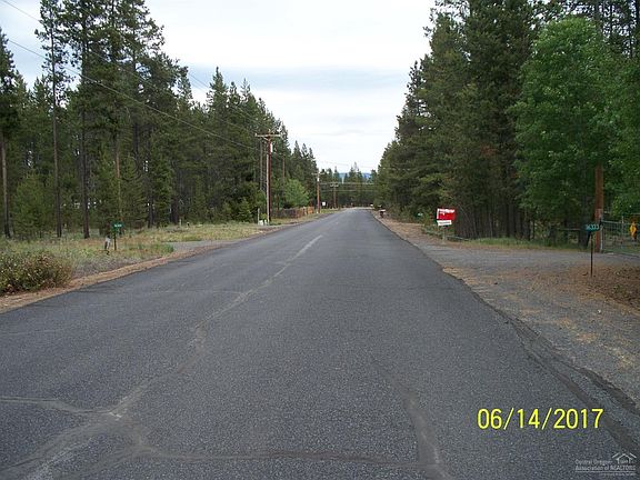 3rd image of 14 Leona Ln