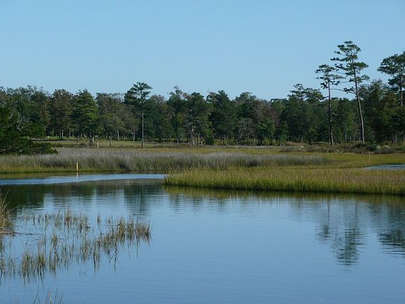 View from Natl Park Boat Ramp of Marsh Harbour