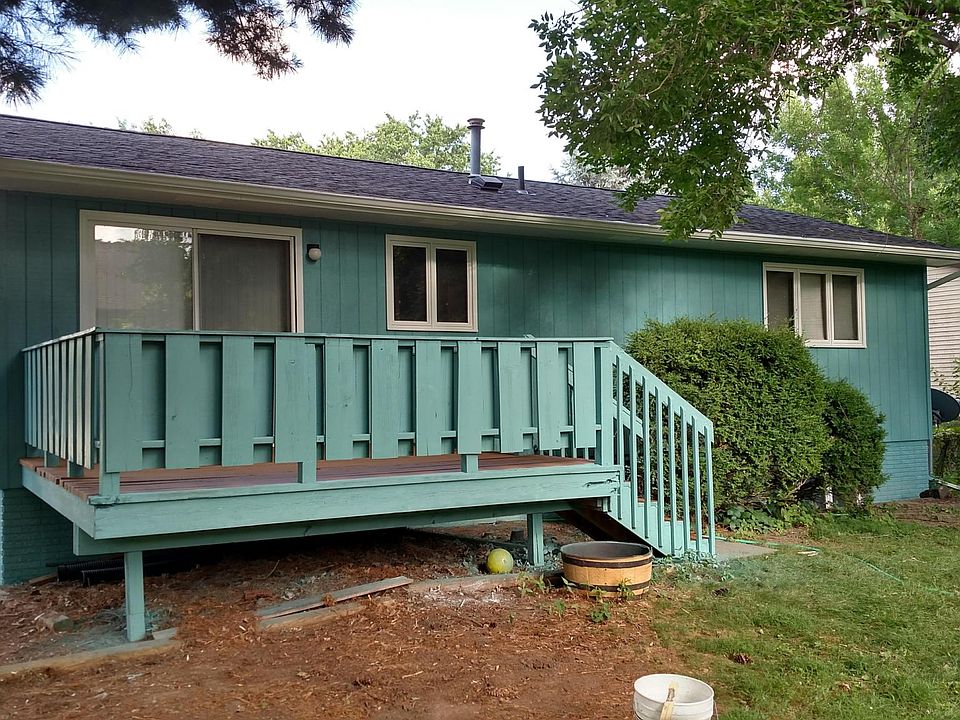 2nd image of 1921 Grantwood St