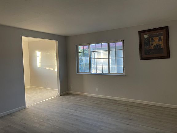 4th image of 1339 Carnelian Dr APT 4