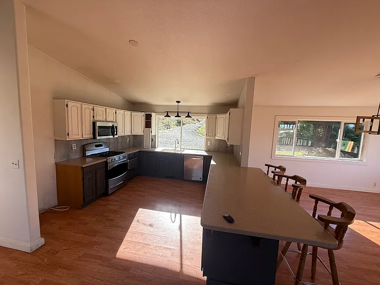 480 Sabertooth Rd — Photo 11