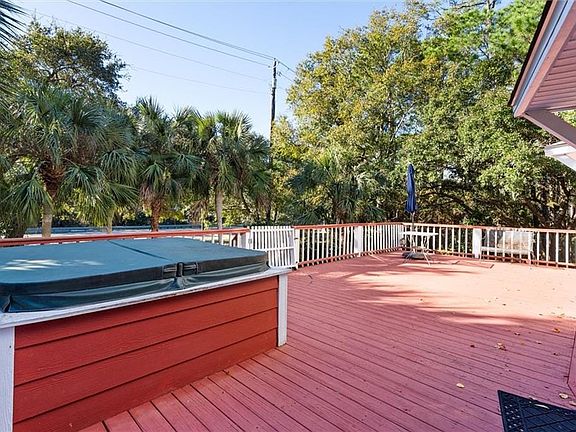 2nd image of 506 Bienville Blvd