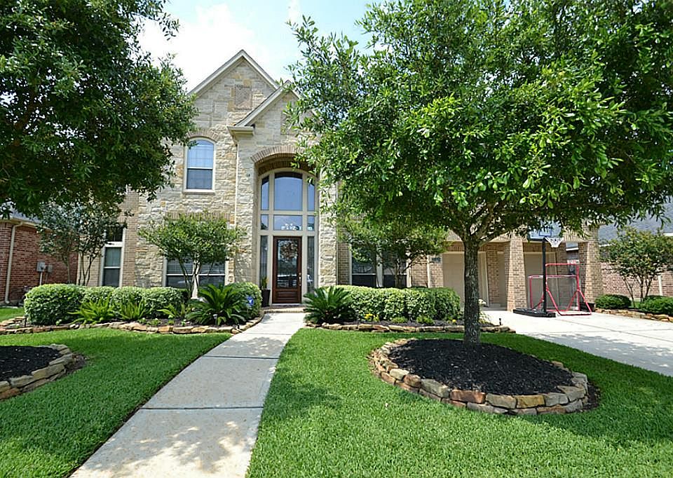 1st image of 28526 Ravens Prairie Dr