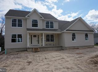 41 Fairview Ter, Manahawkin, NJ 08050